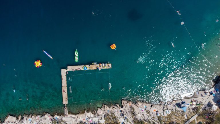 Kvaliteta mora za kupanje: kako čitati službene ocjene prije odlaska na plažu